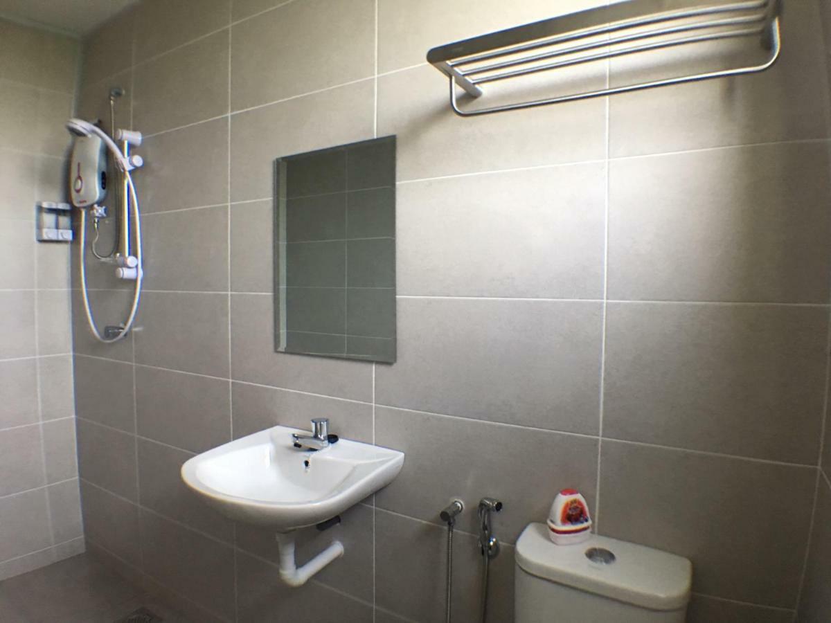 96family Homestay Ipoh#13~16pax（bendahara Residence) Ipoh