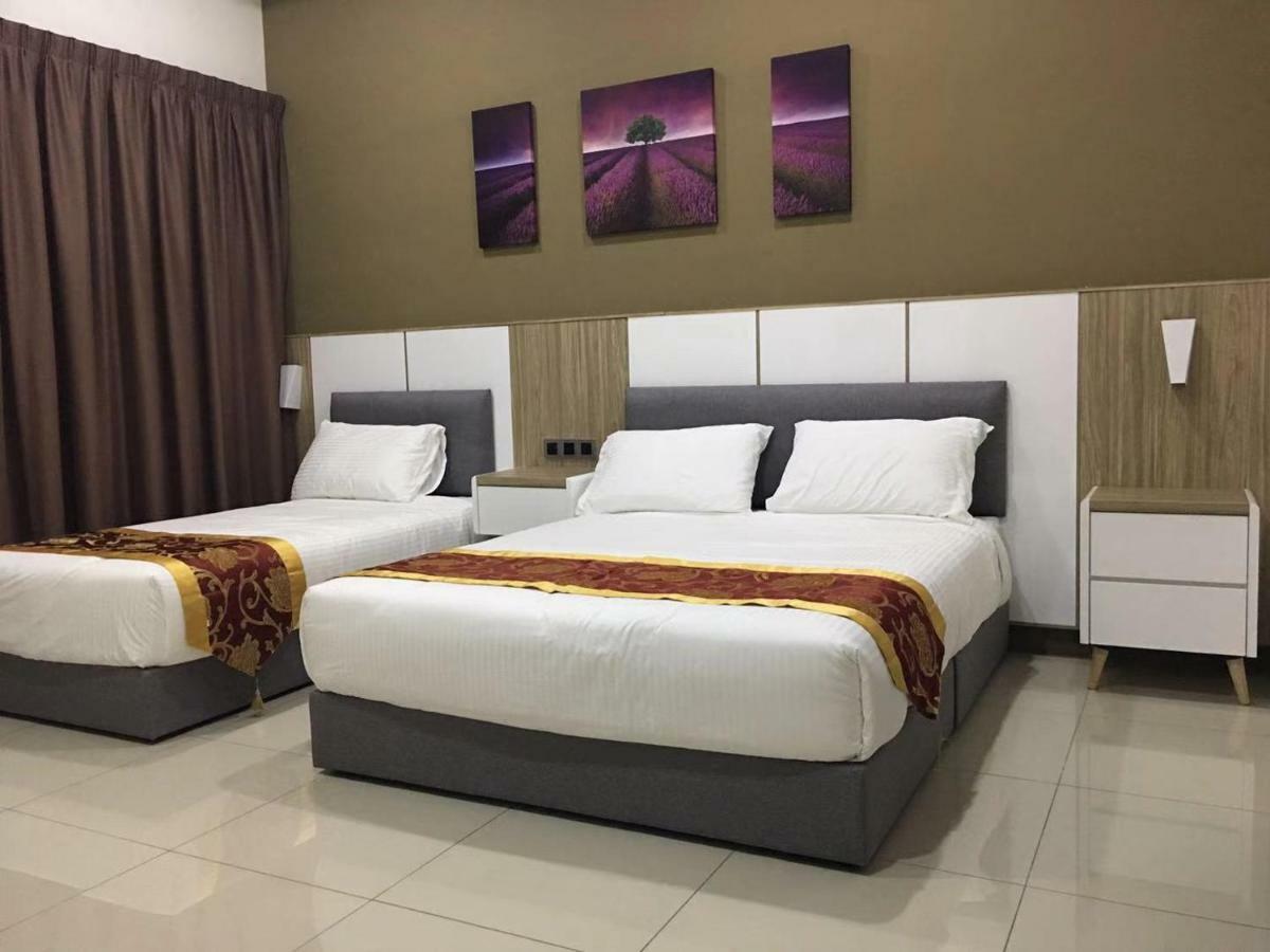 96family Homestay Ipoh#13~16pax（bendahara Residence) Vila